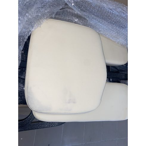 Hordozható, összecsukható masszázsszék táskával - B ÉRTÉKCSÖKKENT KISHIBÁS TERMÉK - KRÉM